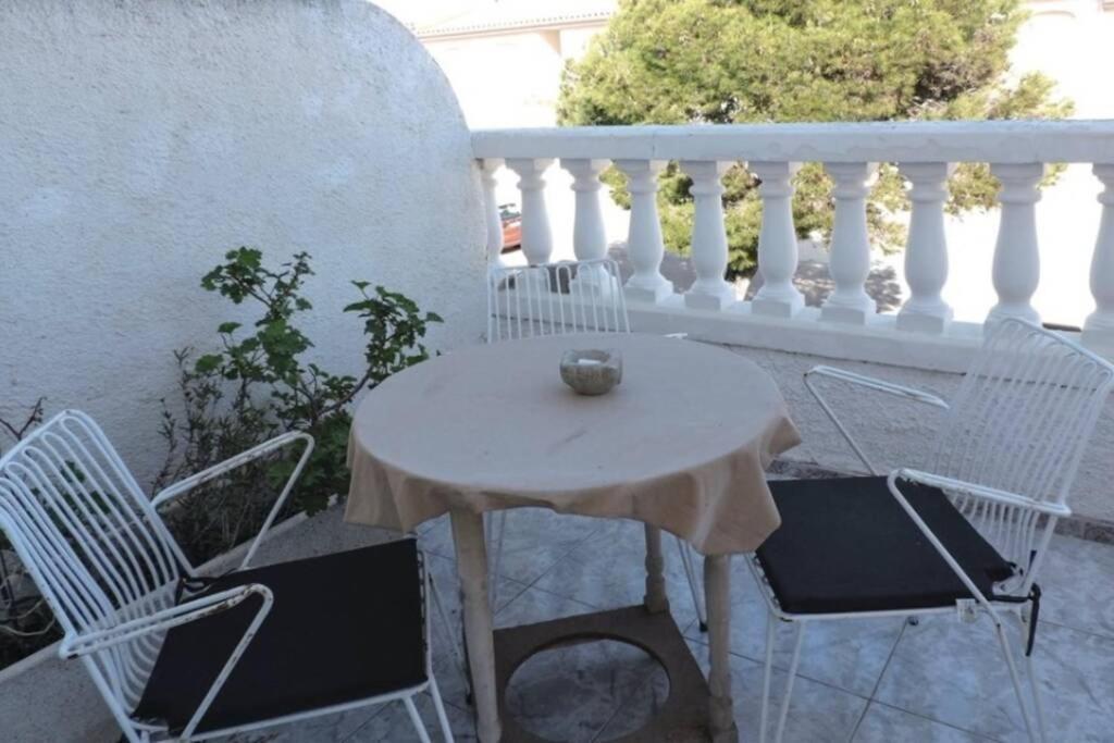Preciosa Casa Con Piscina Al Lado De La Playa Villa Miami Playa Kültér fotó